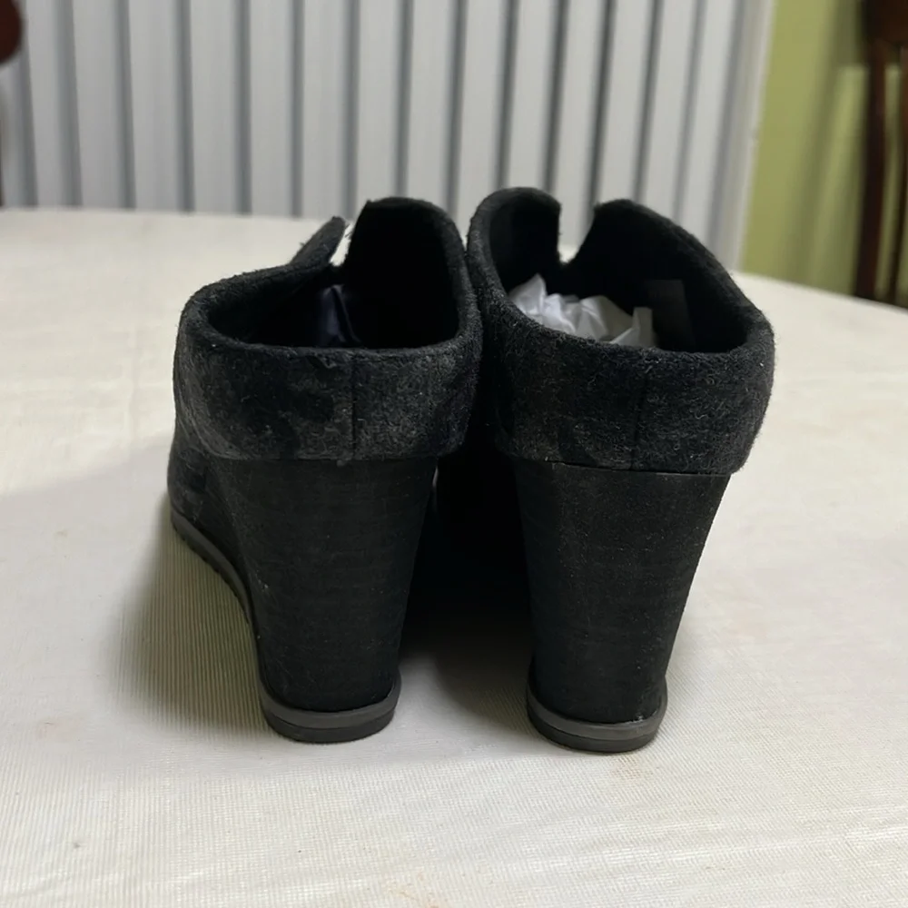 SOUL NATURALIZER Haley-Mule Wedges Size 11